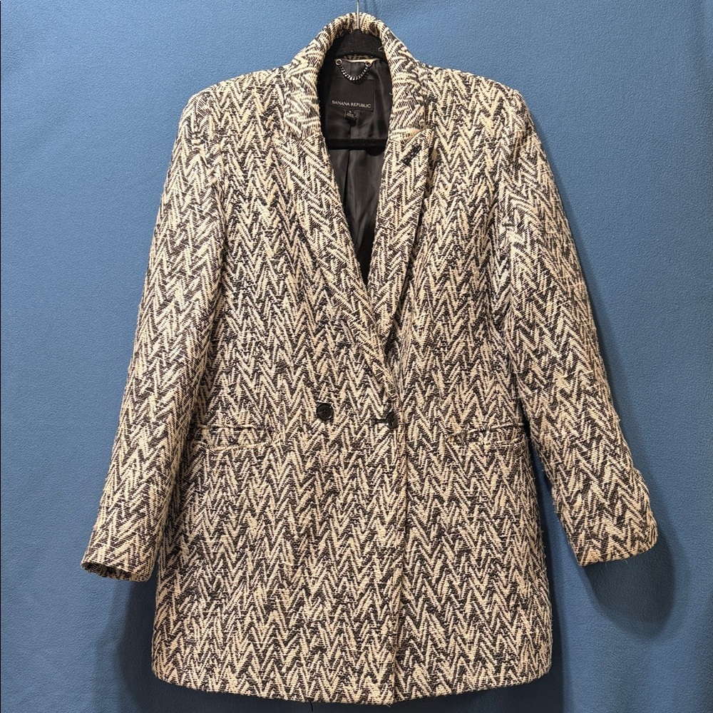 Banana Republic Black and White Chevron Blazer